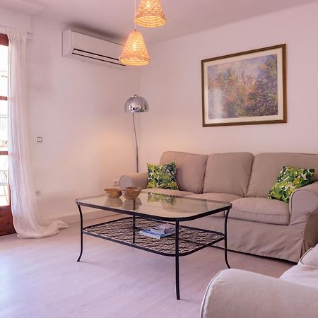 Port Perfection: Your Dream Apartment By The Beach Jávea Exterior photo